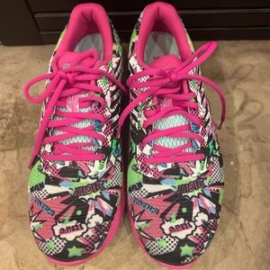 Women’s 9 1/2 tennis shoes. ASICS brand.